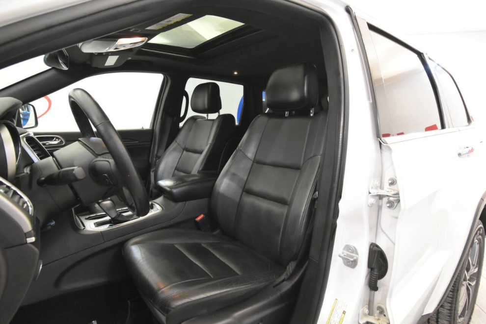 2018 Jeep Grand Cherokee Limited 4x4 4dr SUV, White, Mileage: 77,604 - photo 10