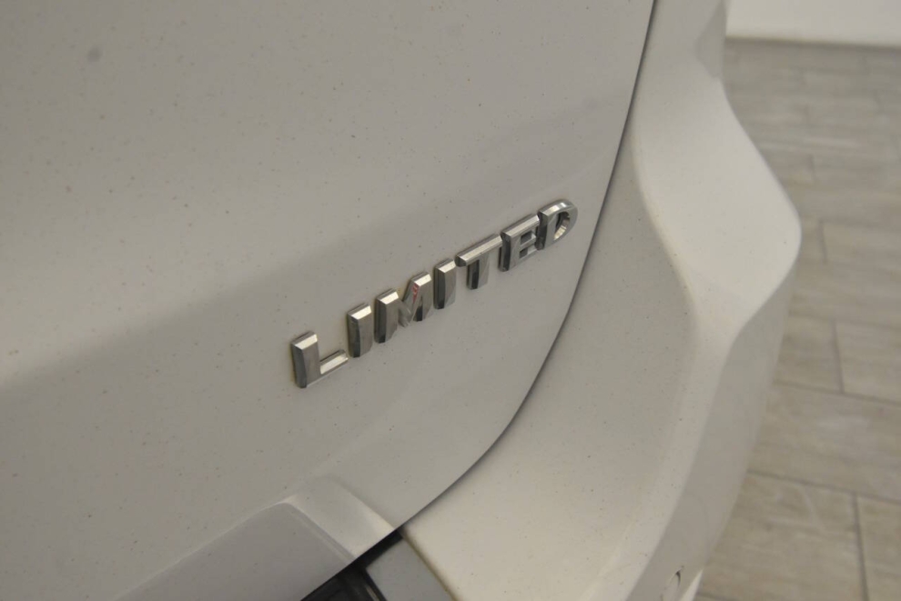 2018 Jeep Grand Cherokee Limited 4x4 4dr SUV, White, Mileage: 77,604 - photo 32