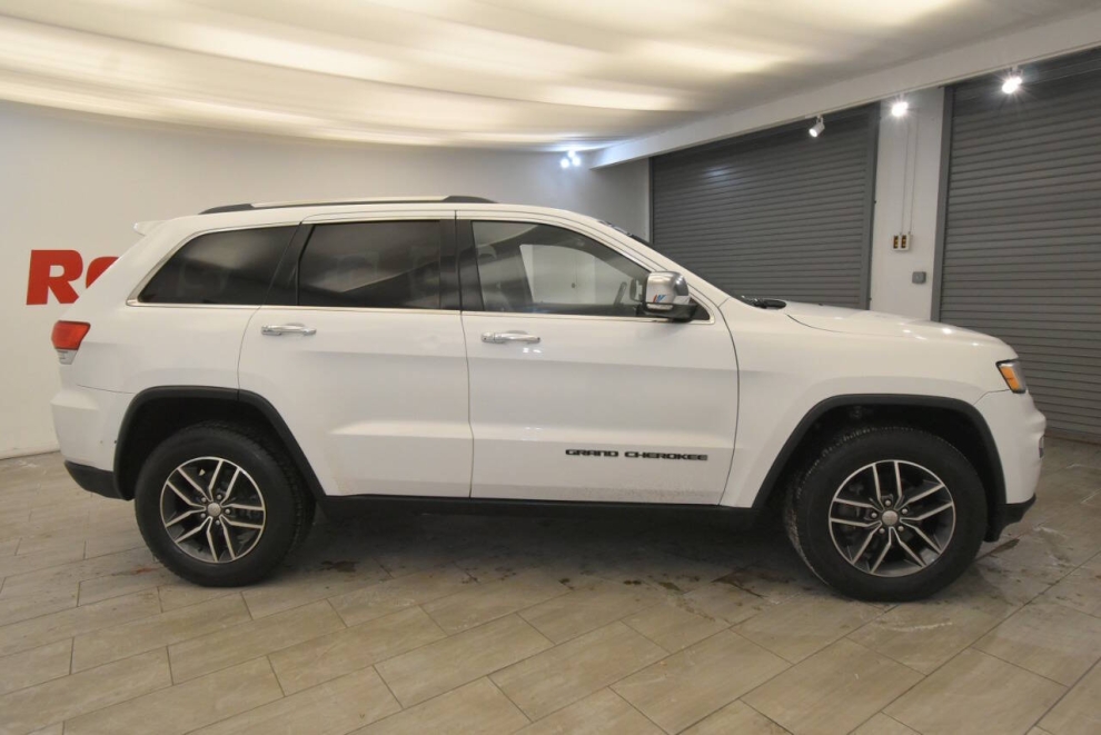2018 Jeep Grand Cherokee Limited 4x4 4dr SUV, White, Mileage: 77,604 - photo 5
