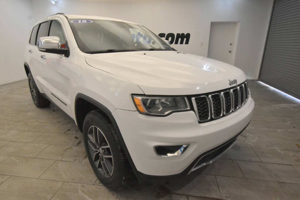 2018 Jeep Grand Cherokee Limited 4x4 4dr SUV, White, Mileage: 77,604 - photo 6
