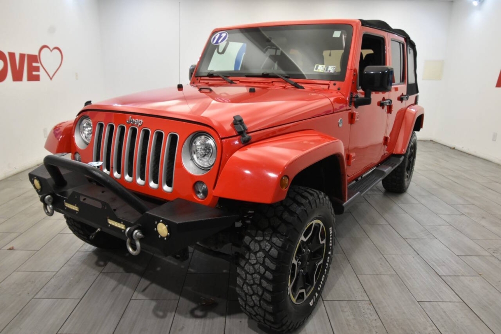 2017 Jeep Wrangler Unlimited Sahara 4x4 4dr SUV, Red, Mileage: 96,454 