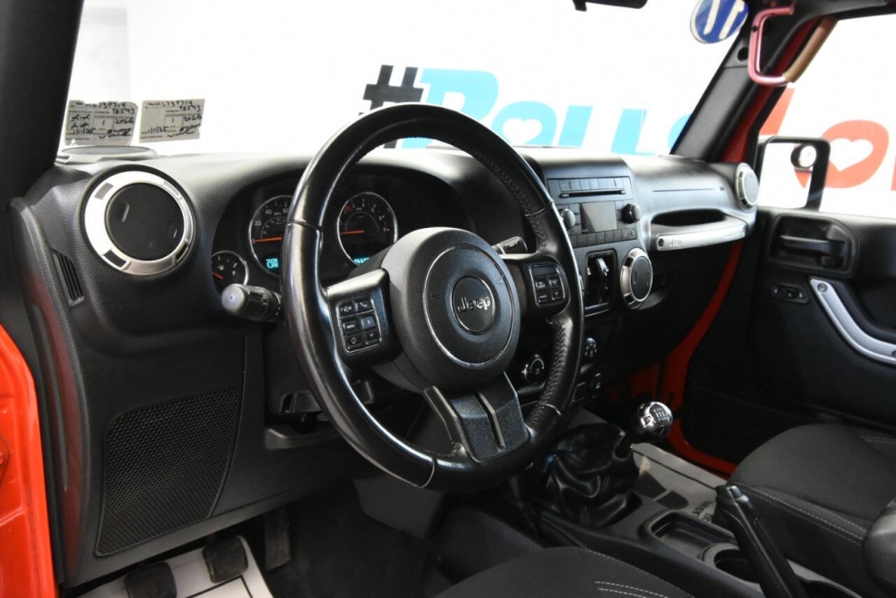 2017 Jeep Wrangler Unlimited Sahara 4x4 4dr SUV, Red, Mileage: 96,454 - photo 10