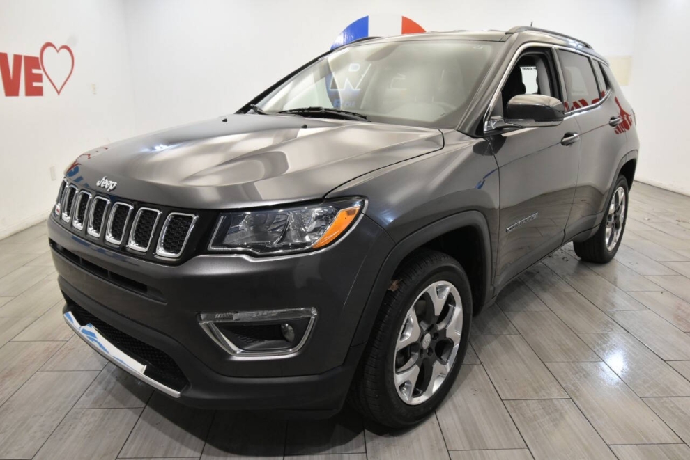 2020 Jeep Compass Limited 4x4 4dr SUV, Gray, Mileage: 56,334 