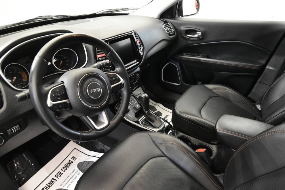 2020 Jeep Compass Limited 4x4 4dr SUV, Gray, Mileage: 56,334 - photo 11