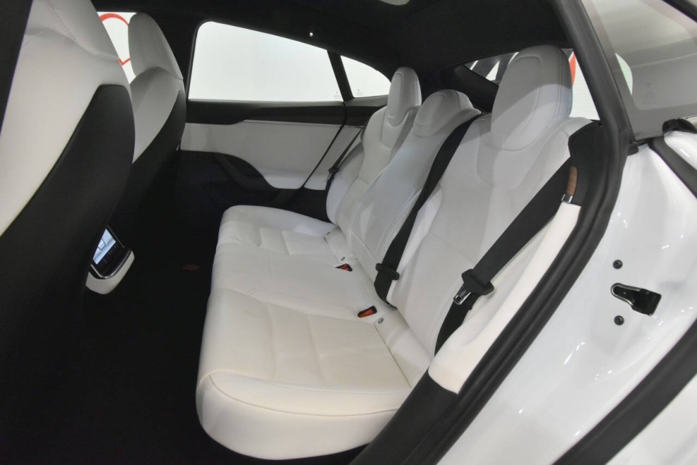 2021 Tesla Model S Long Range AWD 4dr Liftback, White, Mileage: 72,026 - photo 12