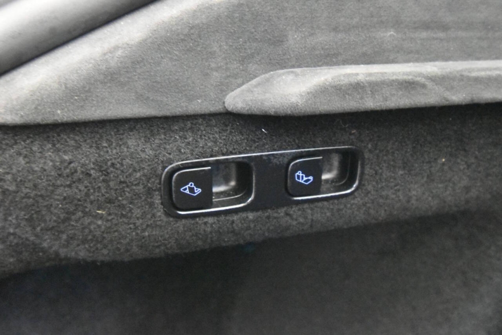 2021 Tesla Model S Long Range AWD 4dr Liftback, White, Mileage: 72,026 - photo 25