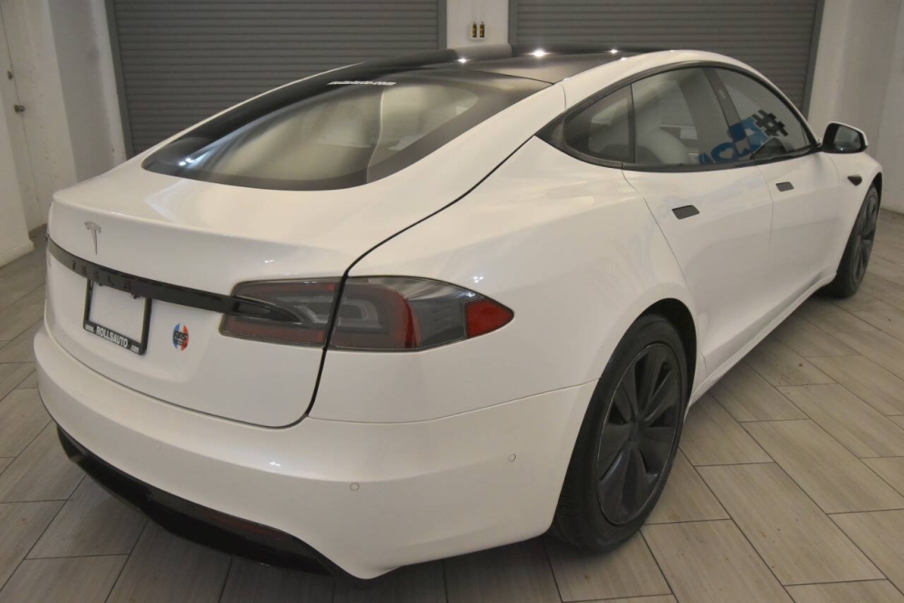 2021 Tesla Model S Long Range AWD 4dr Liftback, White, Mileage: 72,026 - photo 4
