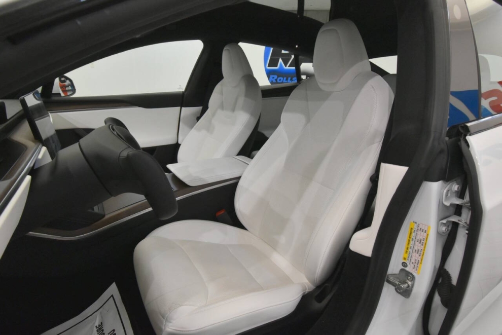 2021 Tesla Model S Long Range AWD 4dr Liftback, White, Mileage: 72,026 - photo 9