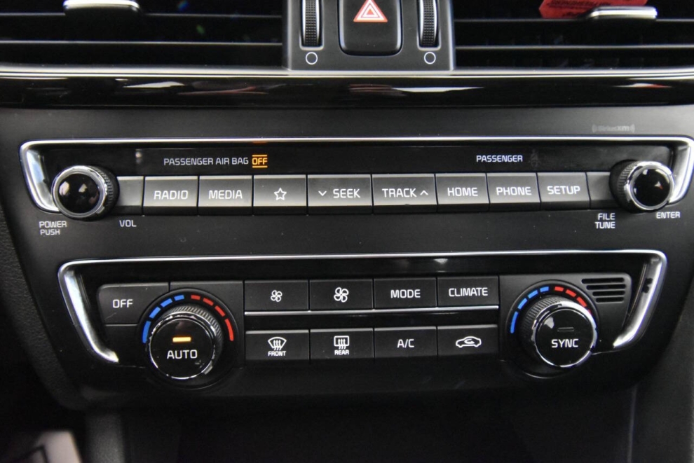 2019 Kia Optima LX 4dr Sedan, White, Mileage: 99,331 - photo 18