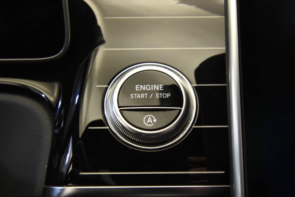 2022 Mercedes-Benz S-Class S 500 4MATIC AWD 4dr Sedan, Silver, Mileage: 40,476 - photo 21