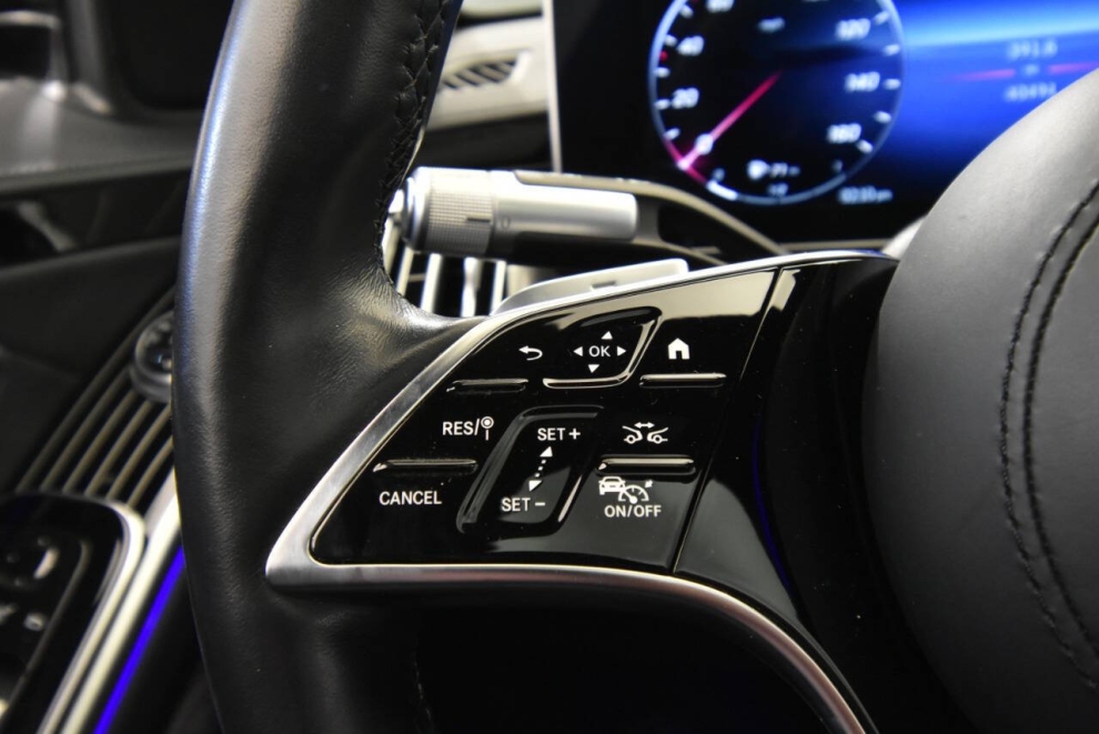 2022 Mercedes-Benz S-Class S 500 4MATIC AWD 4dr Sedan, Silver, Mileage: 40,476 - photo 23