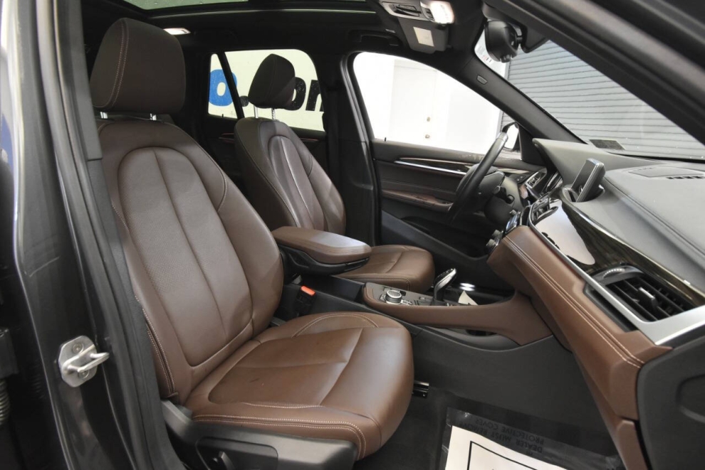 2021 BMW X1 xDrive28i AWD 4dr Sports Activity Vehicle, Gray, Mileage: 24,328 - photo 14