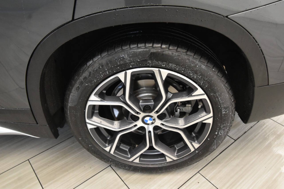 2021 BMW X1 xDrive28i AWD 4dr Sports Activity Vehicle, Gray, Mileage: 24,328 - photo 9