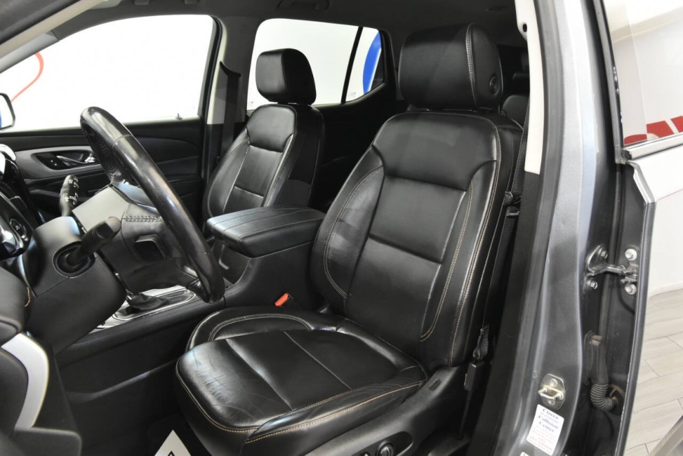 2020 Chevrolet Traverse RS 4x4 4dr SUV, Gray, Mileage: 105,105 - photo 10