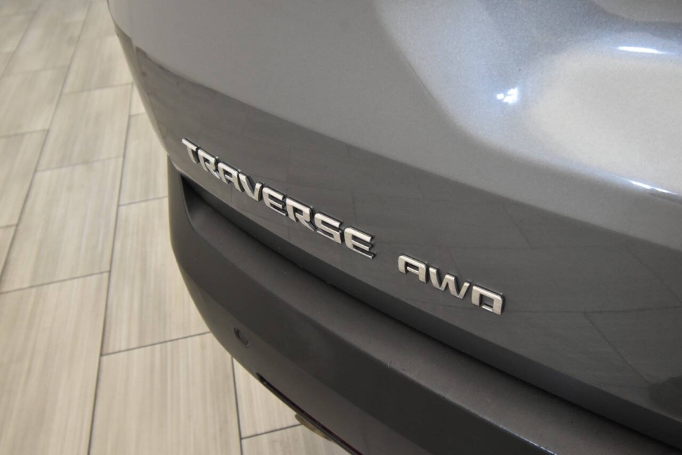 2020 Chevrolet Traverse RS 4x4 4dr SUV, Gray, Mileage: 105,105 - photo 32