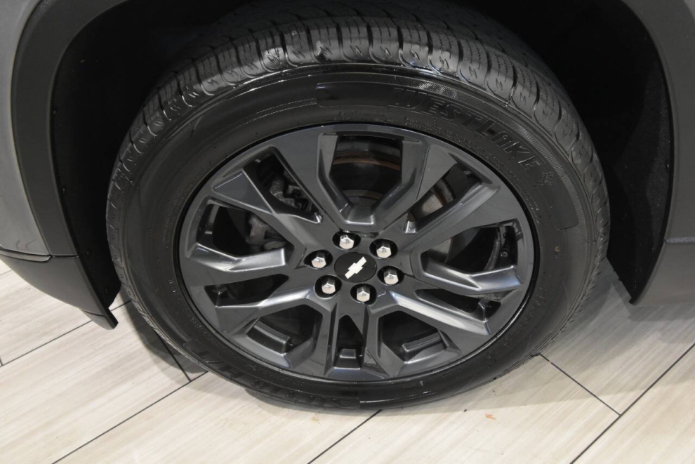 2020 Chevrolet Traverse RS 4x4 4dr SUV, Gray, Mileage: 105,105 - photo 9