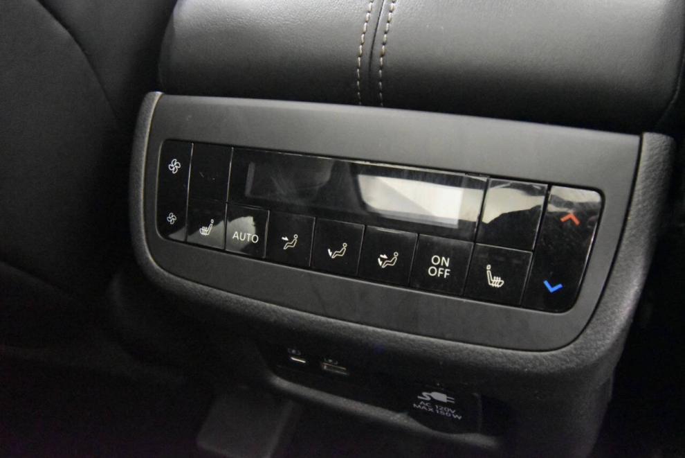 2022 Nissan Pathfinder Platinum AWD 4dr SUV, Gray, Mileage: 81,595 - photo 18