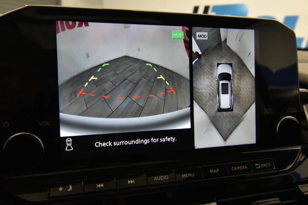 2022 Nissan Pathfinder Platinum AWD 4dr SUV, Gray, Mileage: 81,595 - photo 24