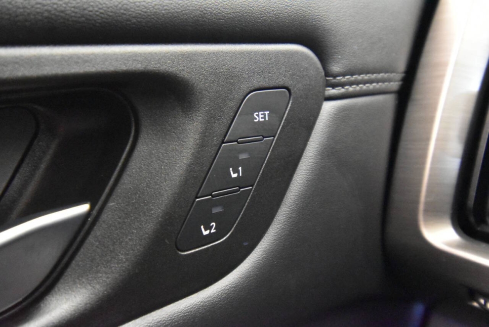 2022 Nissan Pathfinder Platinum AWD 4dr SUV, Gray, Mileage: 81,595 - photo 31