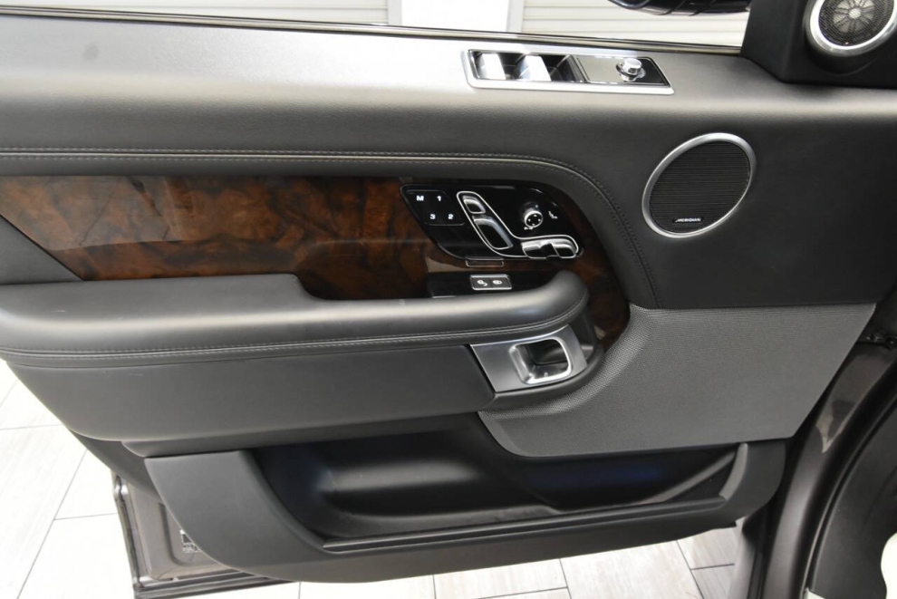 2021 Land Rover Range Rover P525 HSE Westminster Edition AWD LWB 4dr SUV, Gray, Mileage: 74,772 - photo 12
