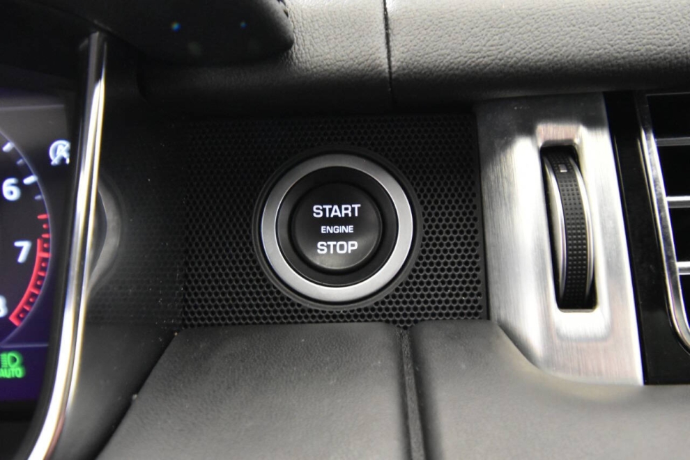 2021 Land Rover Range Rover P525 HSE Westminster Edition AWD LWB 4dr SUV, Gray, Mileage: 74,772 - photo 24