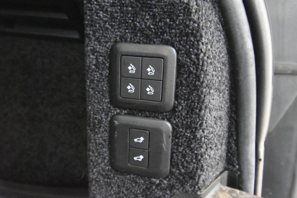 2021 Land Rover Range Rover P525 HSE Westminster Edition AWD LWB 4dr SUV, Gray, Mileage: 74,772 - photo 35