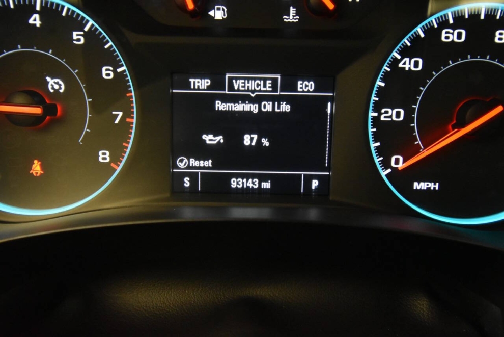 2019 Chevrolet Traverse LT Cloth 4dr SUV w/1LT, Gray, Mileage: 93,113 - photo 28