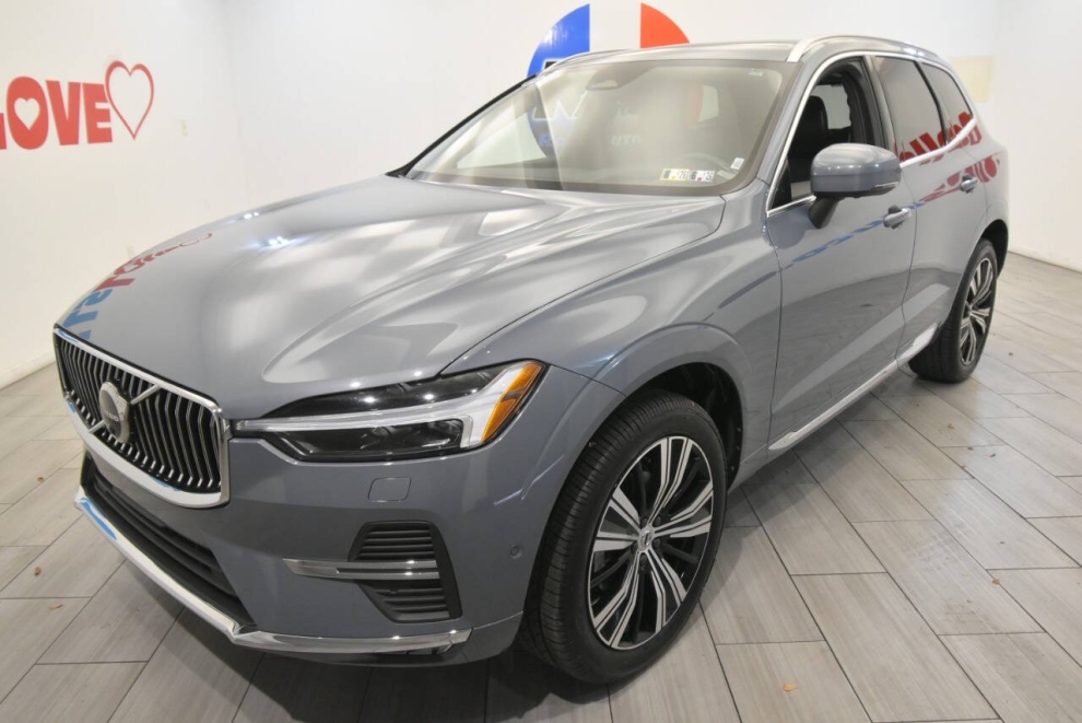 2022 Volvo XC60 B5 Inscription AWD 4dr SUV, Gray, Mileage: 61,097 