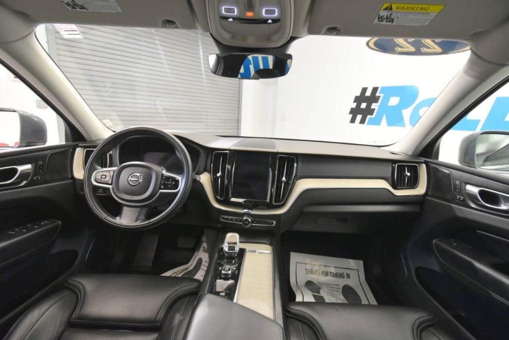 2022 Volvo XC60 B5 Inscription AWD 4dr SUV, Gray, Mileage: 61,097 - photo 16