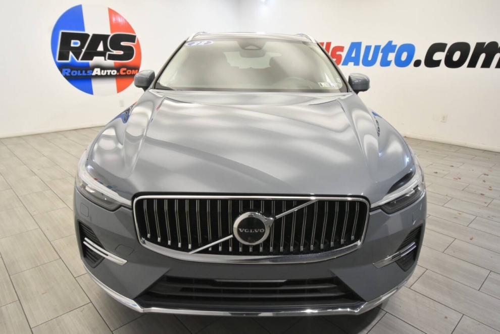 2022 Volvo XC60 B5 Inscription AWD 4dr SUV, Gray, Mileage: 61,097 - photo 7
