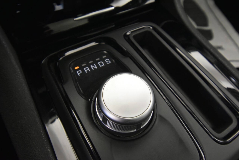 2019 Chrysler 300 S AWD 4dr Sedan, Black, Mileage: 70,449 - photo 18