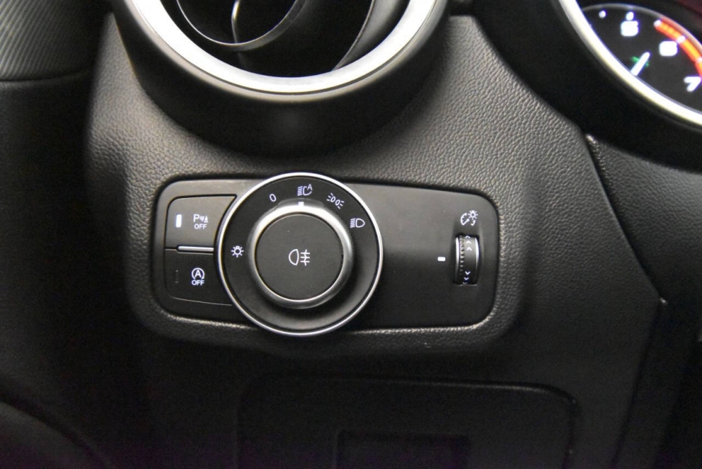 2023 Alfa Romeo Stelvio Veloce AWD 4dr Crossover, Gray, Mileage: 47,854 - photo 29