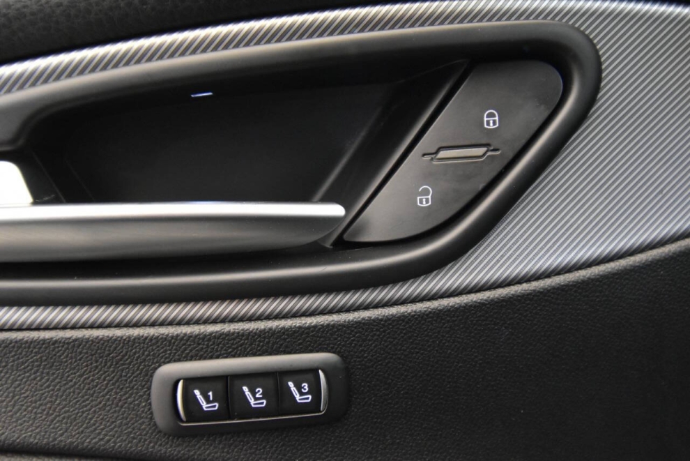 2023 Alfa Romeo Stelvio Veloce AWD 4dr Crossover, Gray, Mileage: 47,854 - photo 30