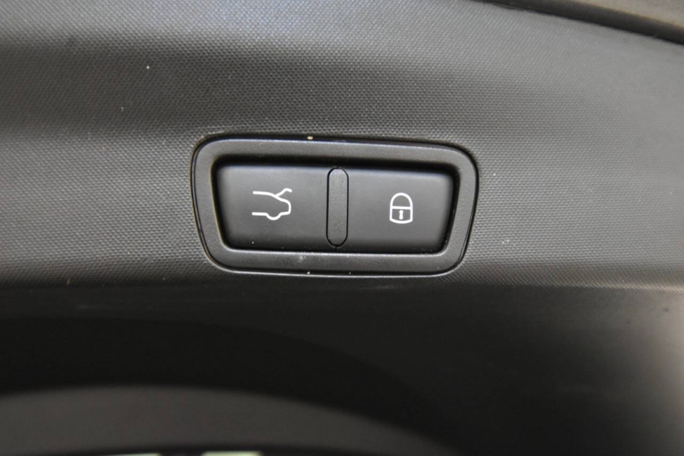 2023 Alfa Romeo Stelvio Veloce AWD 4dr Crossover, Gray, Mileage: 47,854 - photo 35