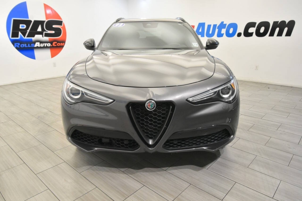 2023 Alfa Romeo Stelvio Veloce AWD 4dr Crossover, Gray, Mileage: 47,854 - photo 7