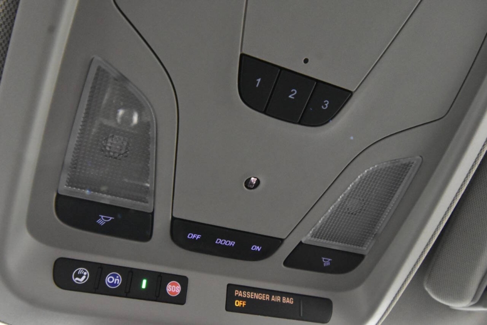 2018 Chevrolet Impala LT 4dr Sedan, Silver, Mileage: 28,985 - photo 22