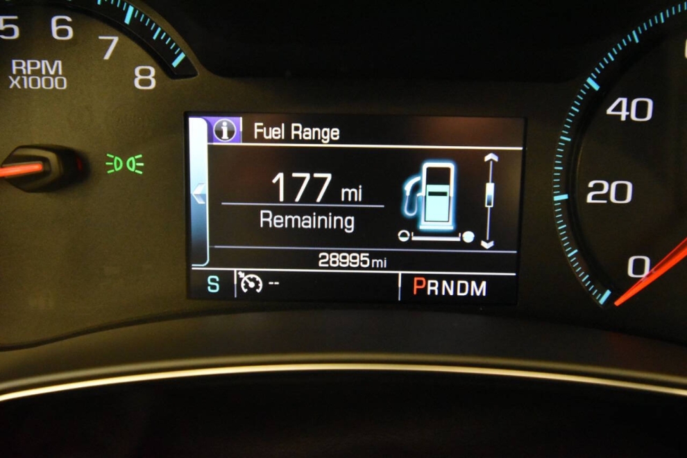 2018 Chevrolet Impala LT 4dr Sedan, Silver, Mileage: 28,985 - photo 27