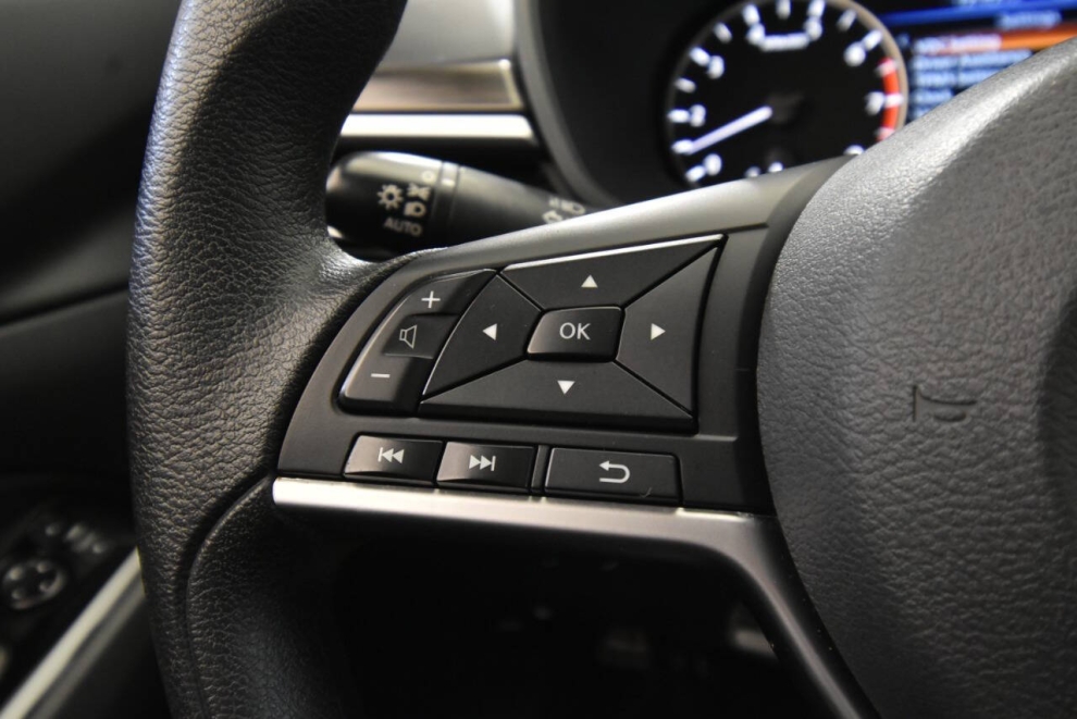 2023 Nissan Altima 2.5 SV 4dr Sedan, Silver, Mileage: 57,680 - photo 23