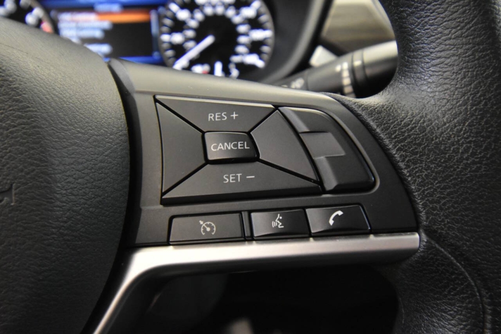 2023 Nissan Altima 2.5 SV 4dr Sedan, Silver, Mileage: 57,680 - photo 24