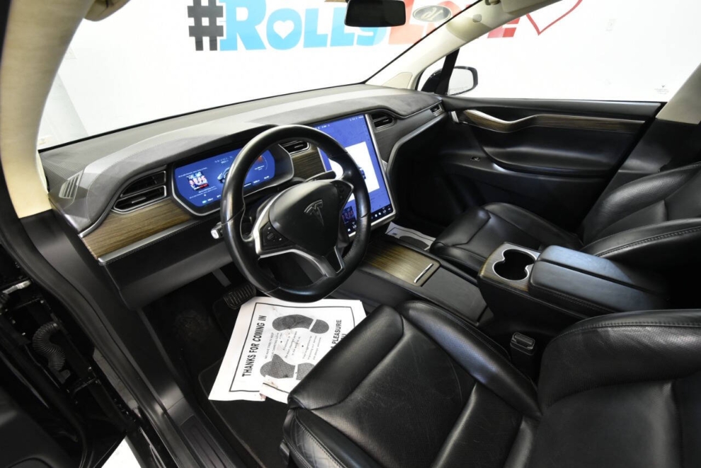2016 Tesla Model X 90D AWD 4dr SUV, Black, Mileage: 48,000 - photo 11