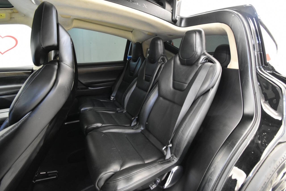 2016 Tesla Model X 90D AWD 4dr SUV, Black, Mileage: 48,000 - photo 13