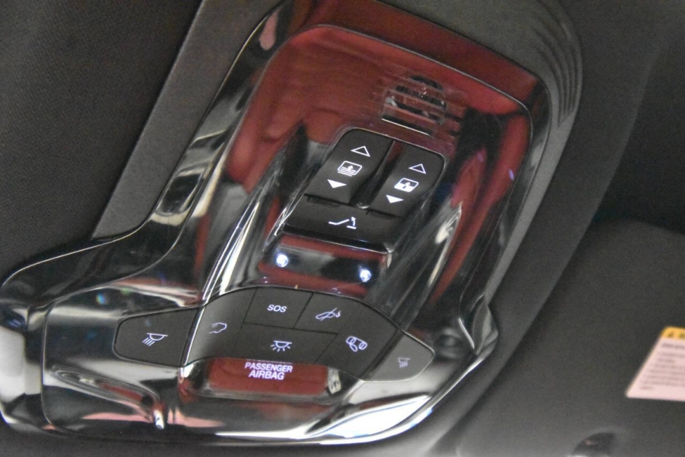 2021 Alfa Romeo Stelvio Ti AWD 4dr Crossover, Black, Mileage: 66,574 - photo 22