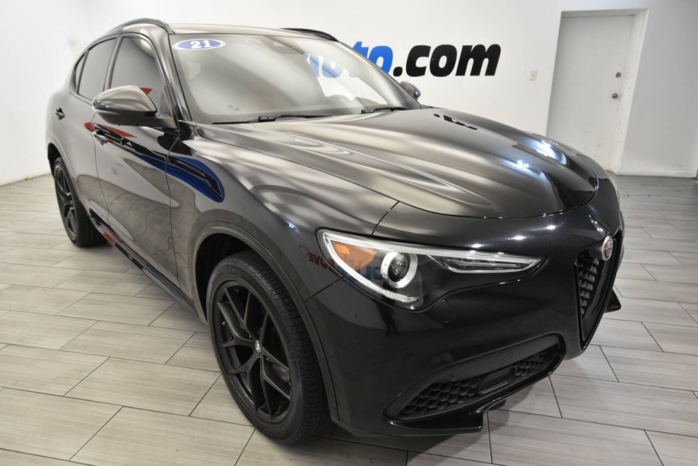 2021 Alfa Romeo Stelvio Ti AWD 4dr Crossover, Black, Mileage: 66,574 - photo 6