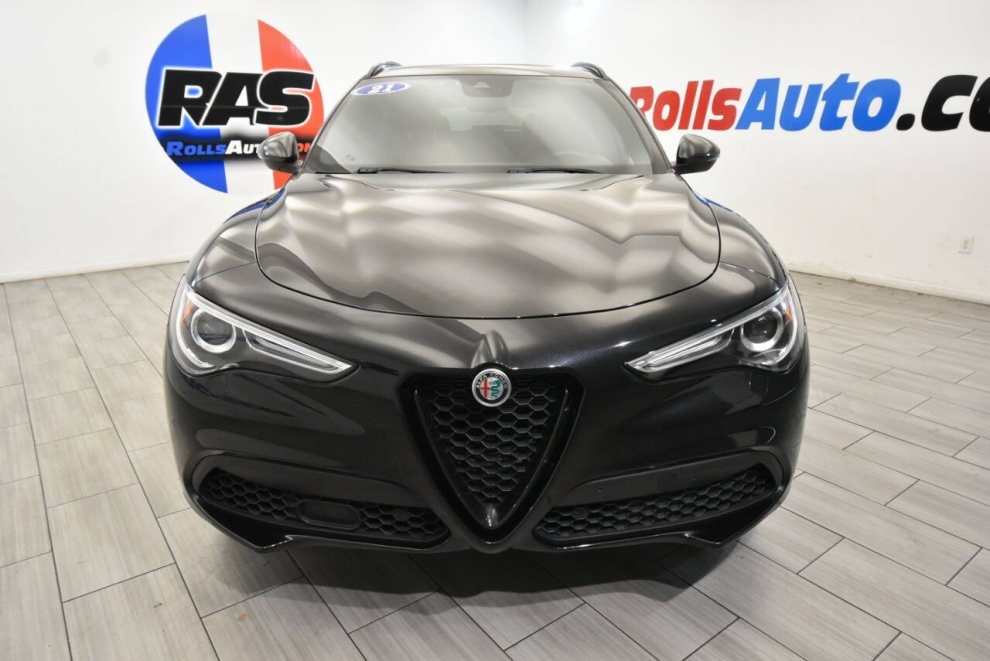 2021 Alfa Romeo Stelvio Ti AWD 4dr Crossover, Black, Mileage: 66,574 - photo 7