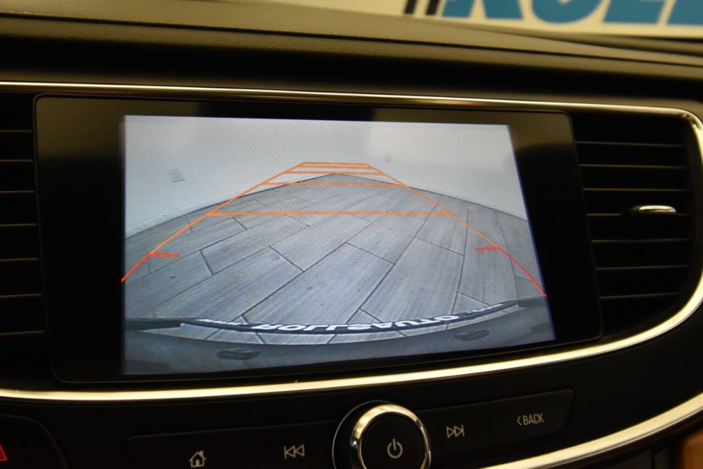 2017 Buick LaCrosse Premium AWD 4dr Sedan, Azul, Mileage: 65,841 - photo 21