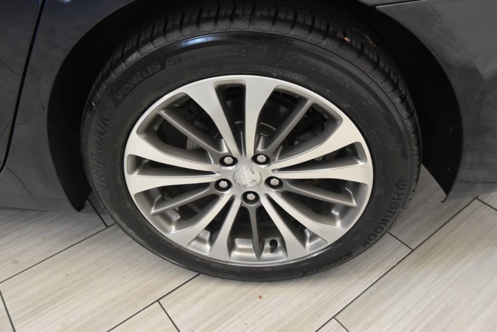 2017 Buick LaCrosse Premium AWD 4dr Sedan, Azul, Mileage: 65,841 - photo 9