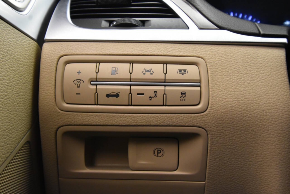 2020 Genesis G80 3.8 AWD 4dr Sedan, Azul, Mileage: 63,941 - photo 29