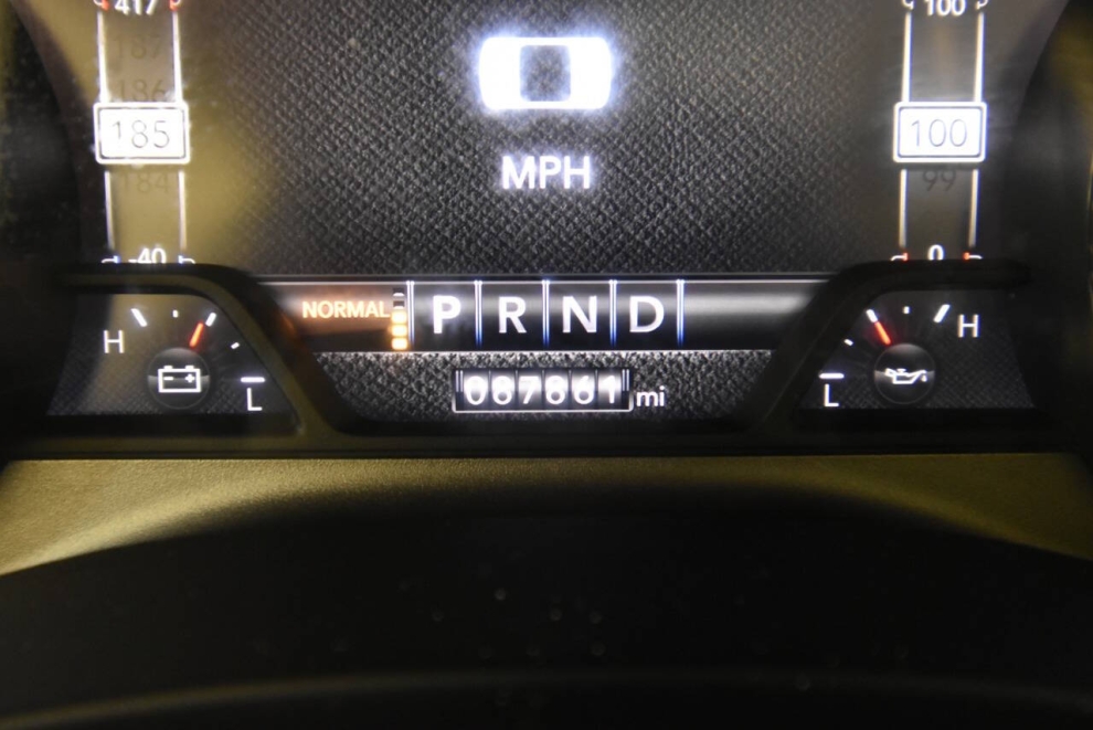 2019 RAM 1500 Limited 4x4 4dr Crew Cab 5.6 ft. SB Pickup, Blanco, Mileage: 87,838 - photo 28