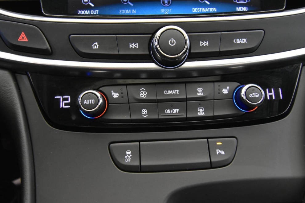 2017 Buick LaCrosse Essence 4dr Sedan, Black, Mileage: 87,566 - photo 19