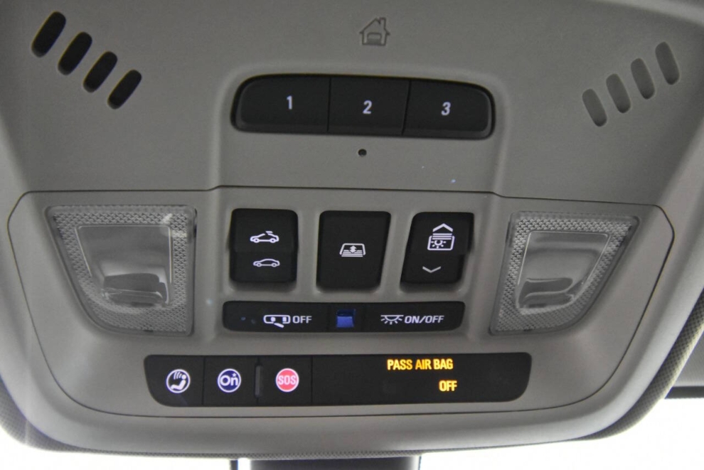 2017 Buick LaCrosse Essence 4dr Sedan, Black, Mileage: 87,566 - photo 22